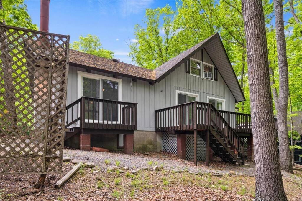 The Gingerbread House: 4 Bedroom Chalet, W/ Sunroom/Deck, Sleeps 12, Modern Amenities McGaheysville Exterior foto
